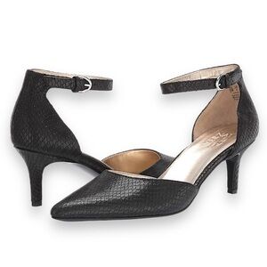 NATURALIZER 6.5 EDRIS Textured D'orsay leather kitten heels ankle strap Pumps